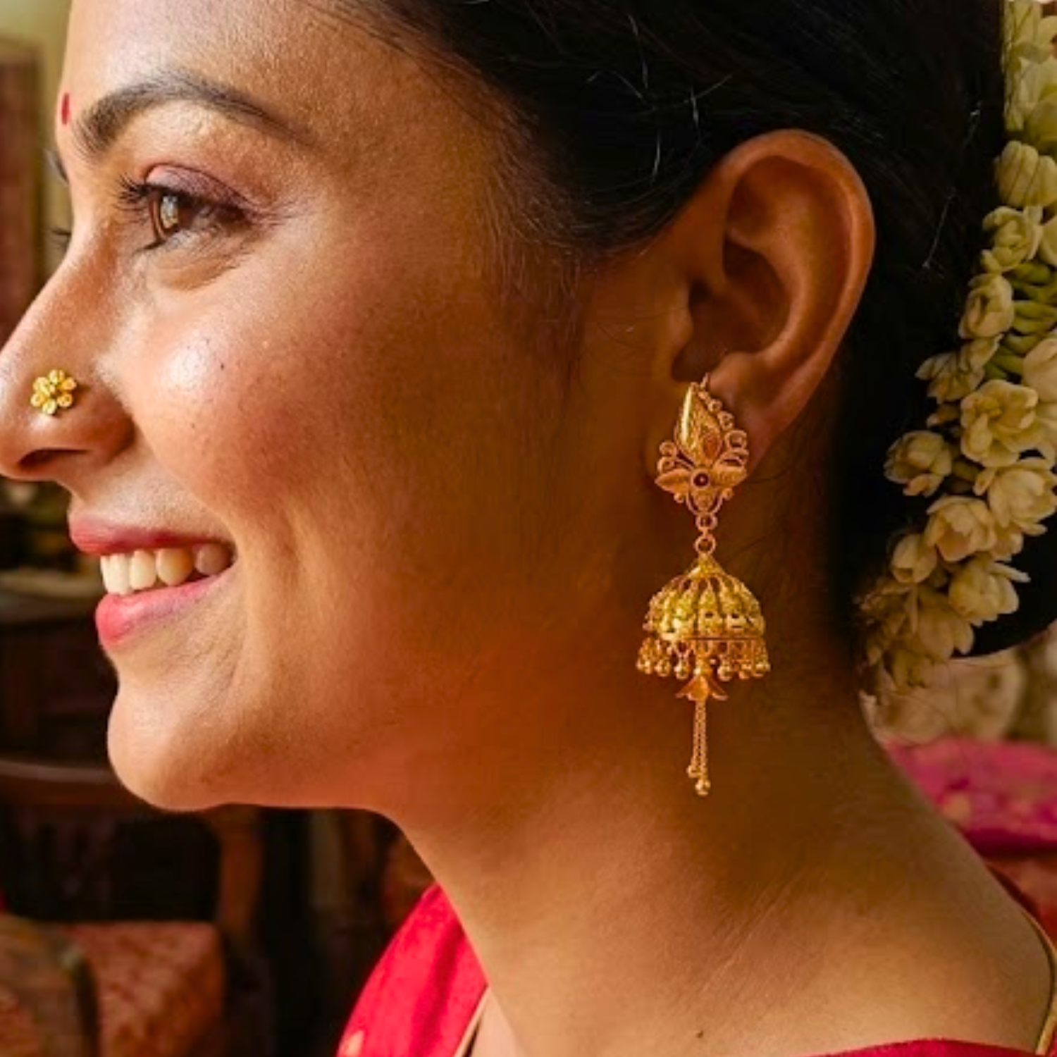 22K Gold Jhumka Earrings